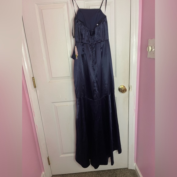 Formal navy dress - Picture 2 of 4